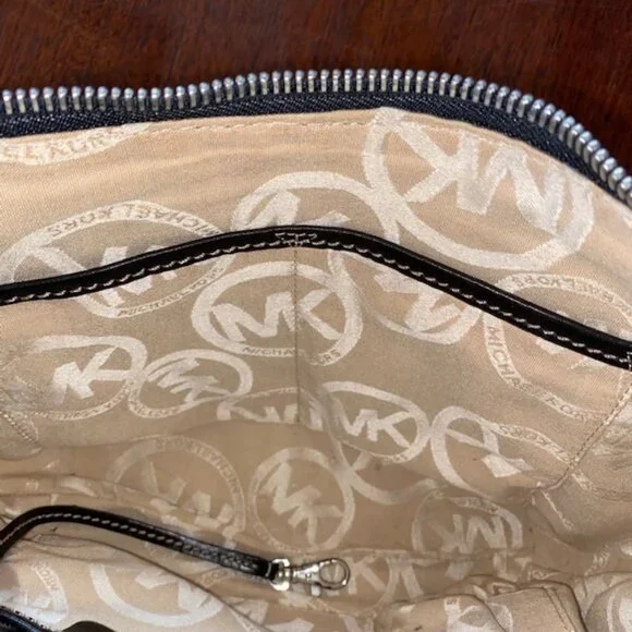 Michael Kors Bedford Leather Shoulder Bag - BlackSilver Studs & MK Logo